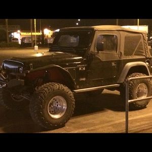 Meet your Posher, Aaron